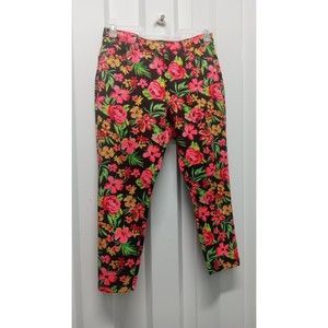 Ladies 1X like an angel floral capris with back pockets